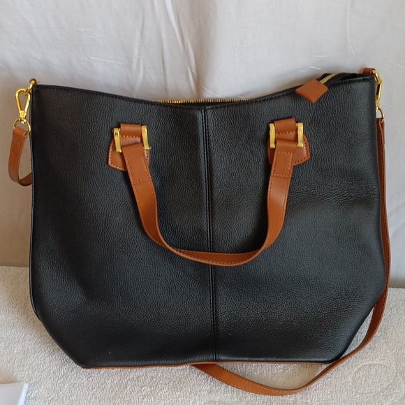 Joy and Iman large purse shell 100 percent leather lining 100 percent polyester - Picture 3 of 6